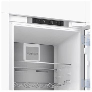 Встраиваемый холодильник BEKO BCNA306E2S