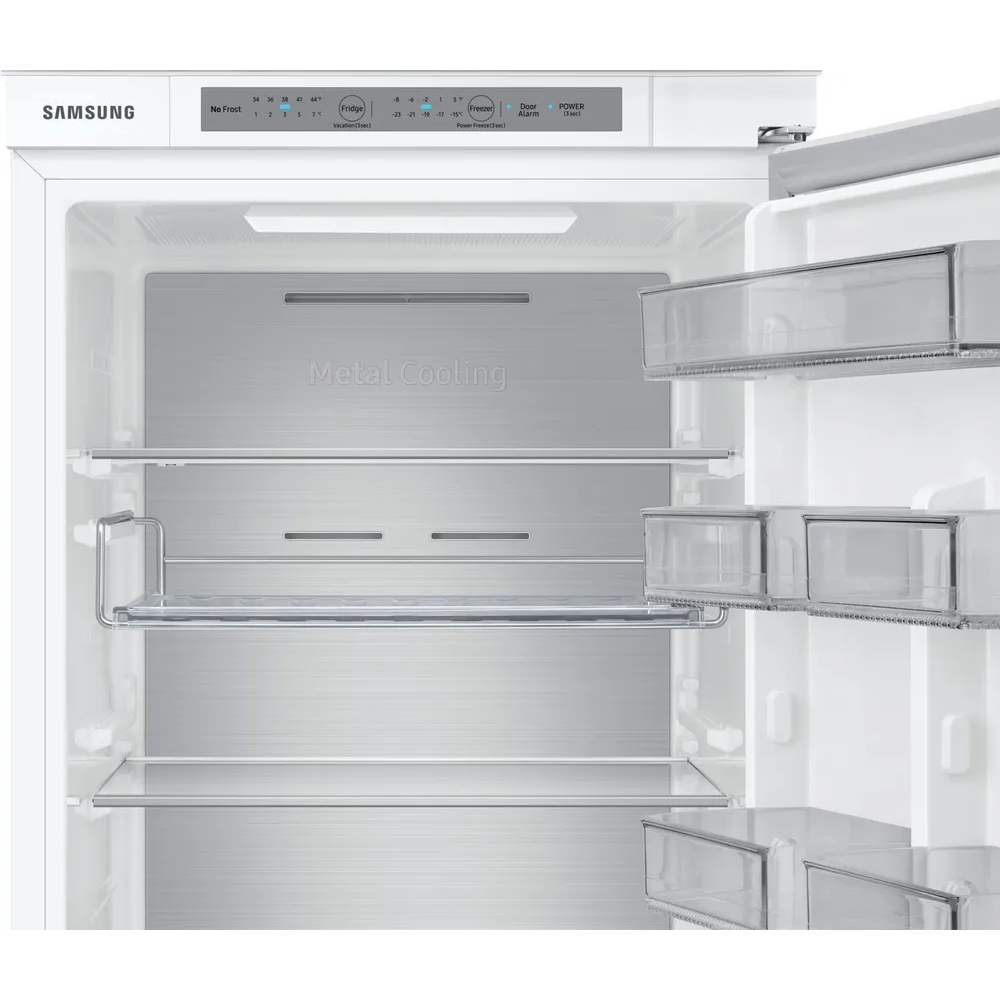 Встраиваемый холодильник Samsung BRB26705EWW/EF